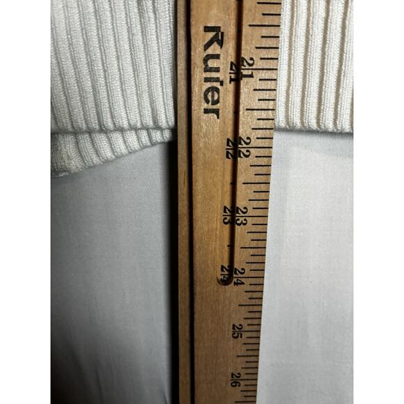 St John Sport Zip Front Nuetral Striped Sweater Vest Size Medium Women's Classic - Picture 5 of 7